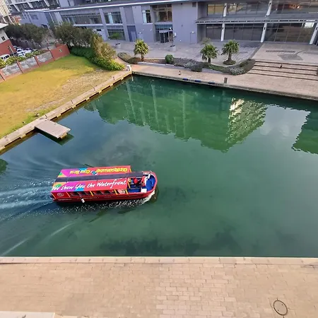 Birds-Eye Canal View - Walk To Cticc And V&A Waterfront! Kapstadt Exterior foto