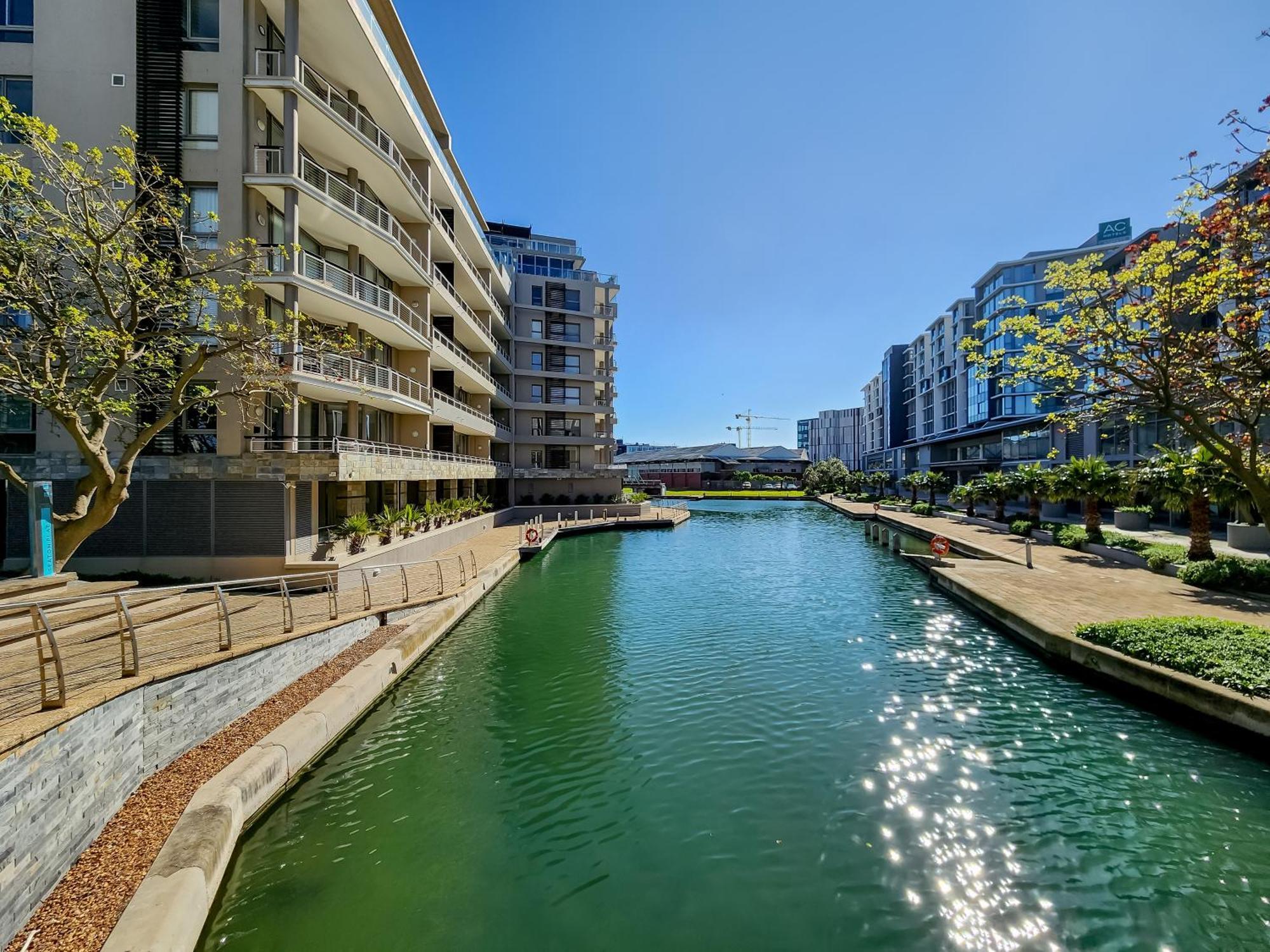 Apartment Birds-Eye Canal View - Walk To Cticc And V&A Waterfront! Kapstadt