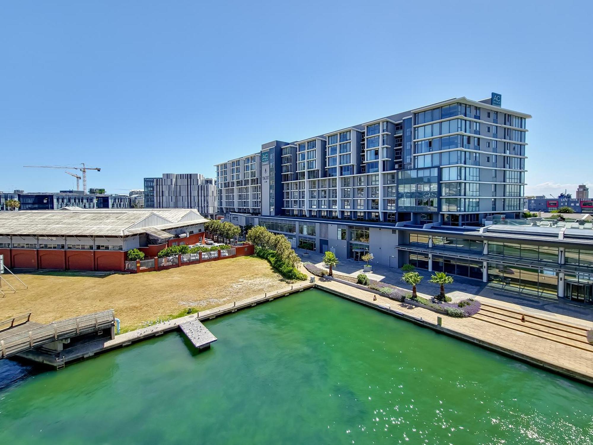 Birds-Eye Canal View - Walk To Cticc And V&A Waterfront! *